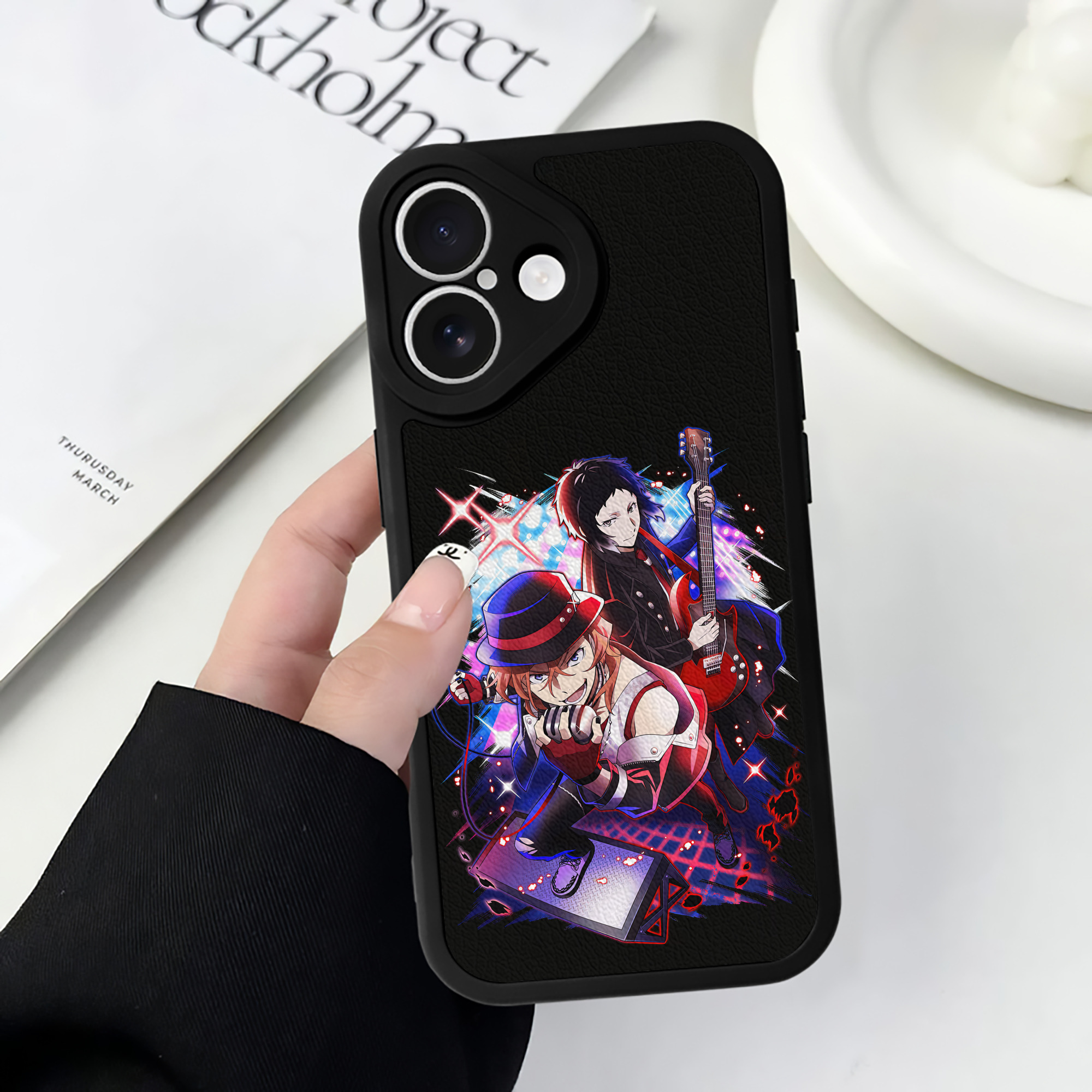 （画像用） 文豪ストレイドッグス Bungo Stray Dogs 【iPhone 16シリーズ対応】シリコンスマホケース（レザー調） 材質：シリコン